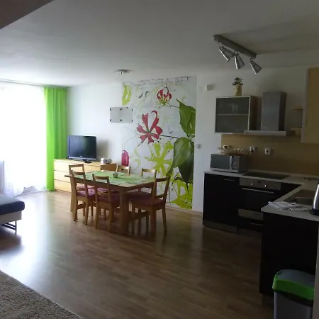 Sunny Veľká Lomnica Vel'ka Lomnica